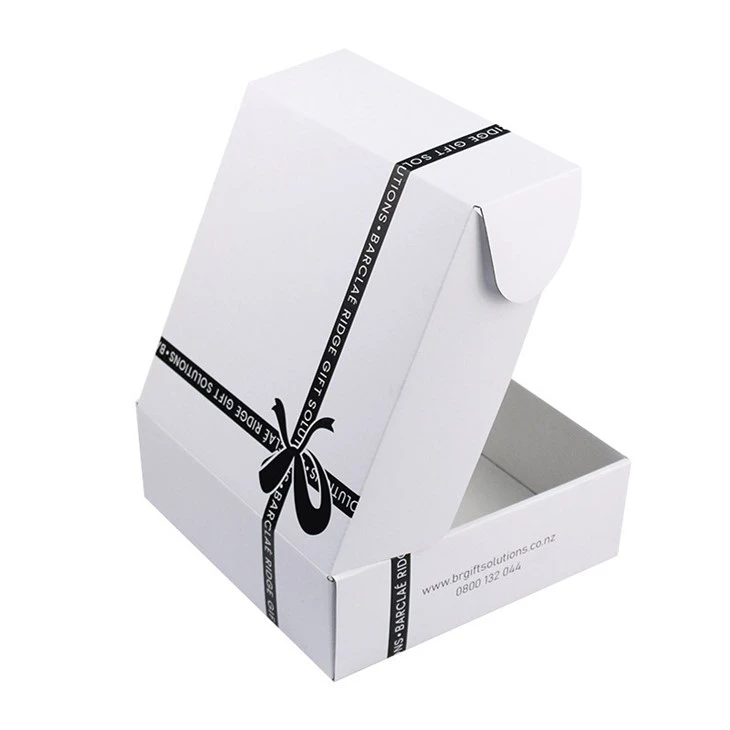 White Packing Recyclable MailerBoxes5